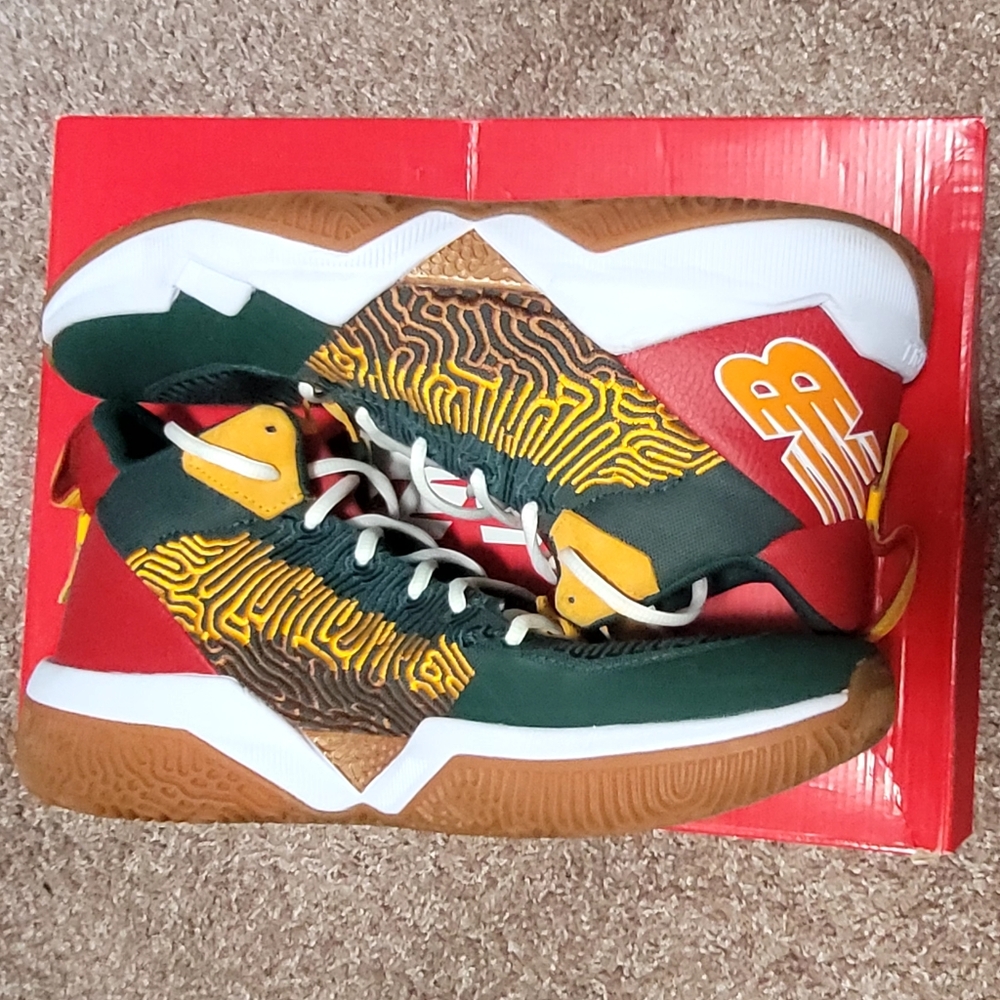 New Balance Two Way size 13